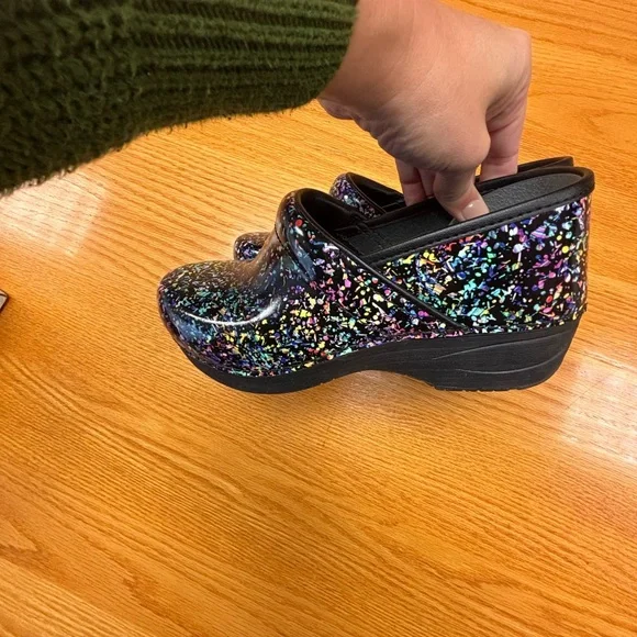 DANSKO XP 2.0 - Colorful Patent Leather Clogs - Picture 5 of 9